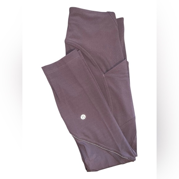 Lululemon To The Beat Tight 24” Plum Shadow Size 4 - Picture 1 of 1